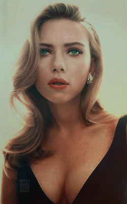 Scarlett Johansson Tumblr_p6j42qpIu31wh4aneo8_250