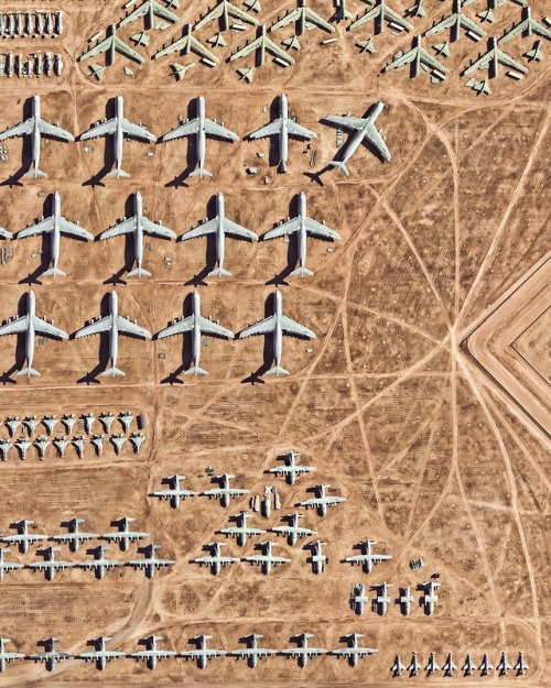 dailyoverview - The largest aircraft storage and preservation...