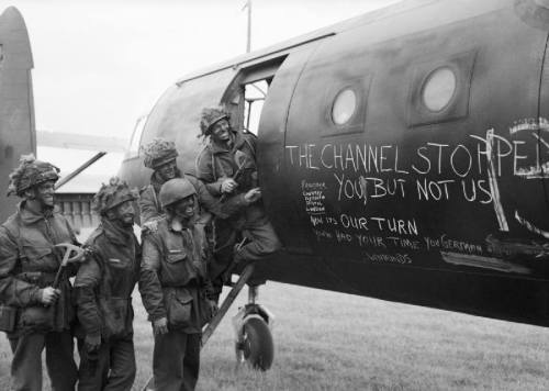 m4a1-shermayne - British paratroopers prepare to board their...