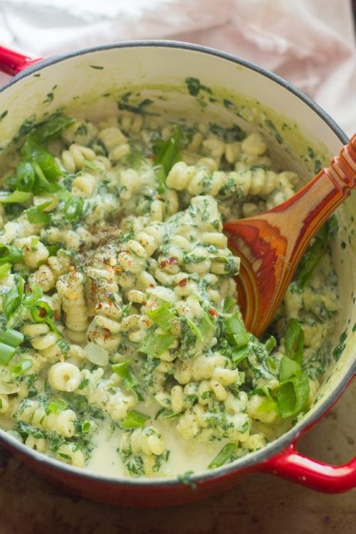 hoardingrecipes - Creamy Vegan Spinach Pasta