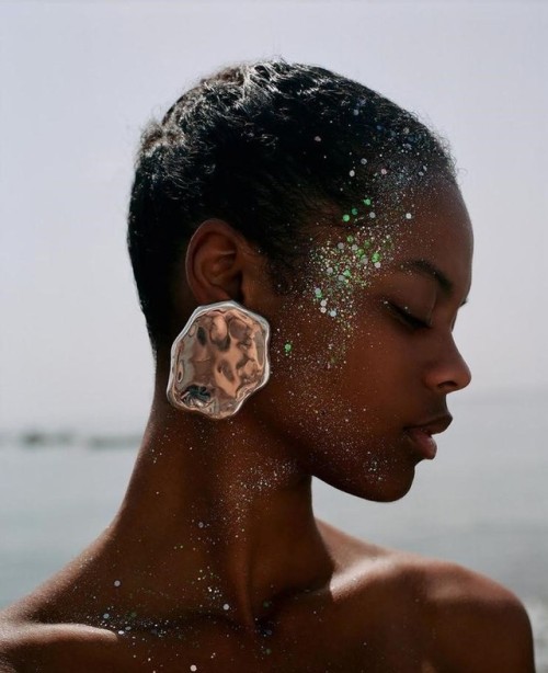 midnight-charm - Aaliyah Hydes photographed by Anya Holdstock...
