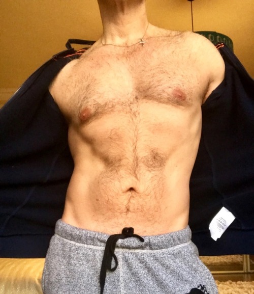 nudistmarriedman:Morning pics turned out to be quite good. I...