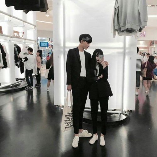 Height Difference Couple  Tumblr-2597