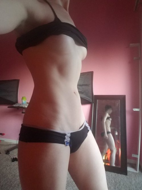 jessicafappit - What do you think of my girly fit body? does it...