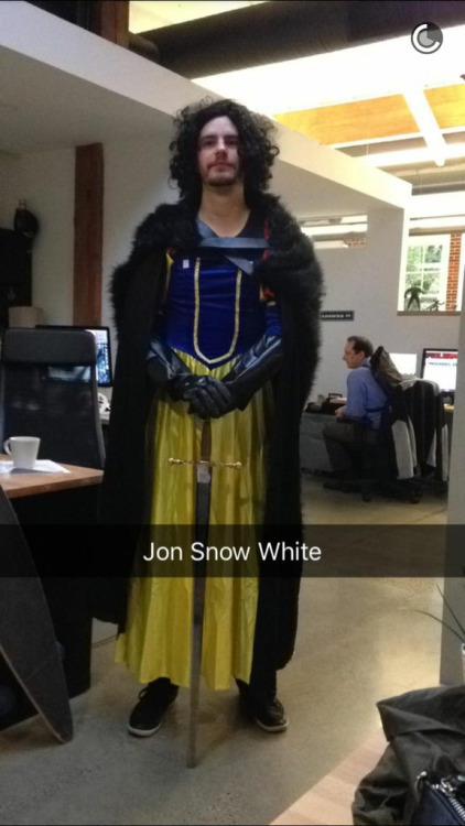 igagyou - Meet my sister’s coworker, Jon Snow White!➨...