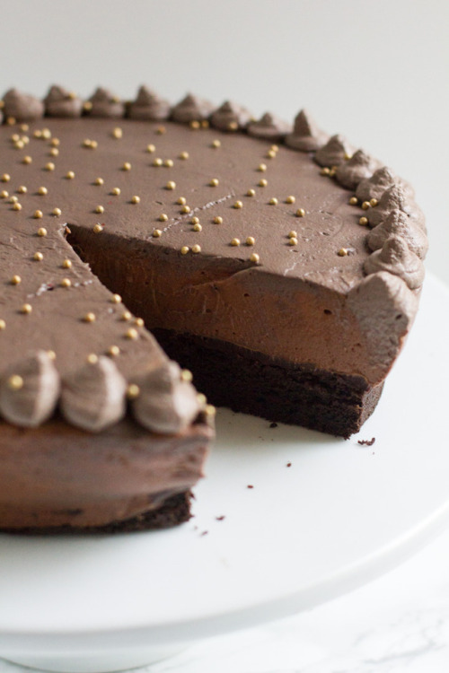 sweetoothgirl - Baileys Chocolate Mousse Cake
