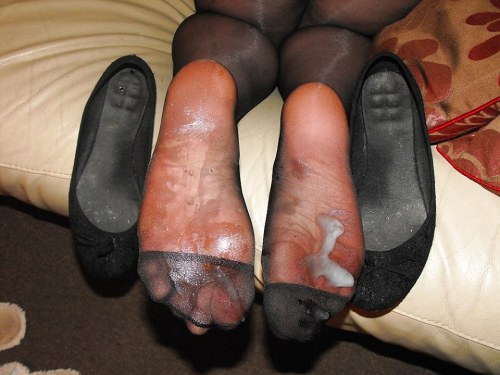 Those feet look stinky