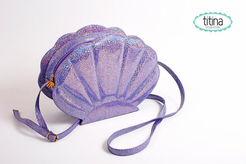 littlealienproducts - Holographic Purple Shell Bag...