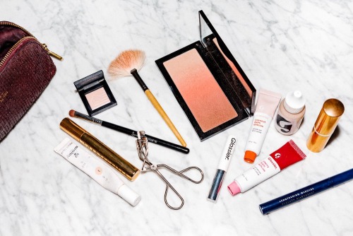 tomfordvelvetorchid - Inside glossier employees makeup bags via...
