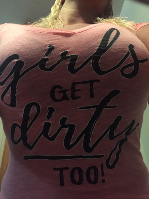 imsupersteph77:Today’s “girls get dirty too” outfit 