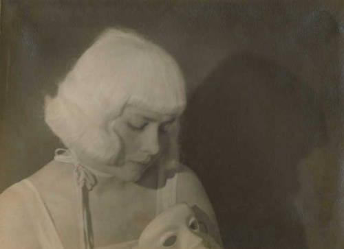fragrantblossoms:Jaromír Funke (1896–1945), Untitled (Frau...