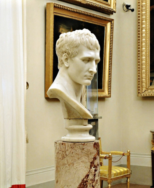 maximien - Bust of Napoleon by Antonio Canova