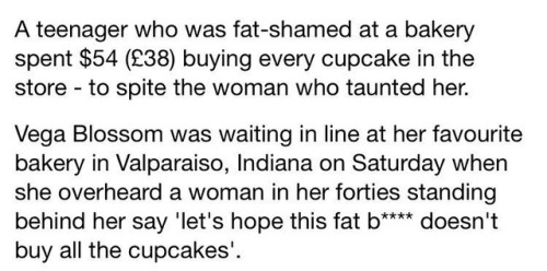 gayharoldfinch:a heroAnother reason to hate fatties wow