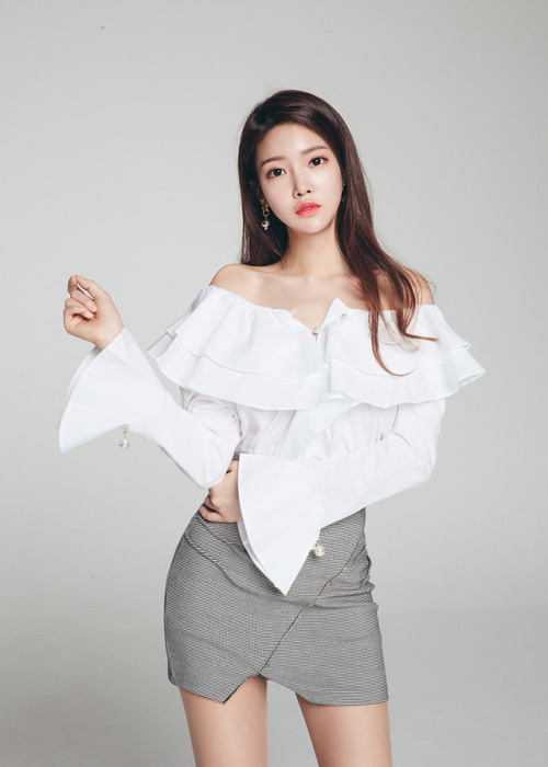 korean-dreams-girls - Park Jung Yoon - February 28, 2018 Set