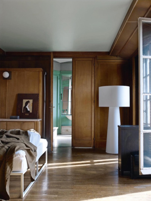 madabout-interior-design:A modernist apartment in Paris, near...