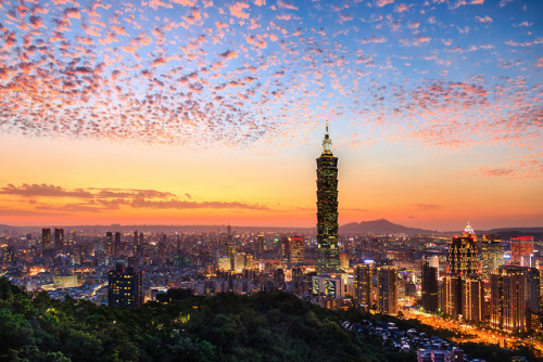 travelingcolors - Taipei | Taiwan (by Andy Lai Photography)