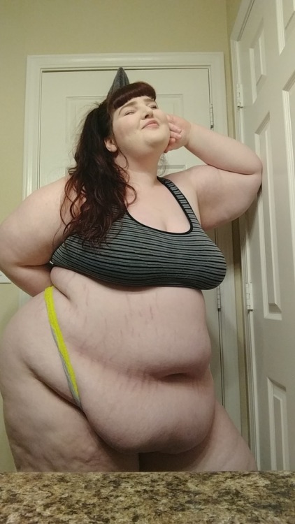 bbwmarzipan - I’m sporty spice after she got addicted to cheat...