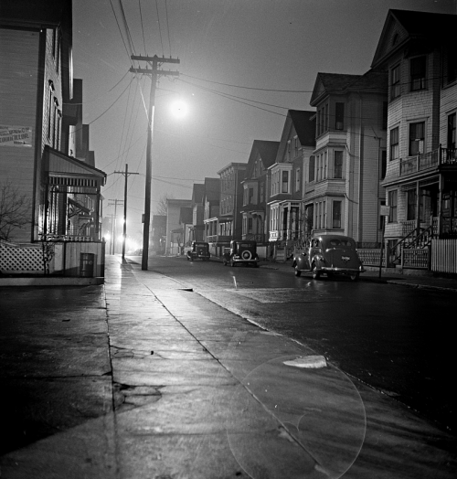 last-picture-show - Jack Delano, Foggy Night, New Bedford,...