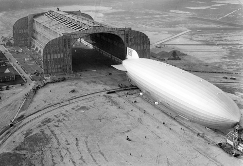 historicaltimes - The Hindenburg trundles into the U.S. Navy...