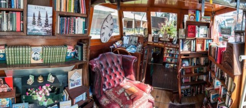cair–paravel:Word on the Water, London, a 1920s barge that has...