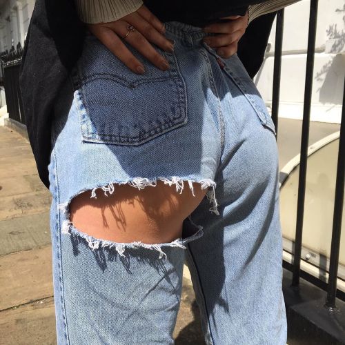 destroyed jeans on Tumblr