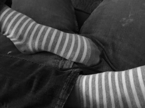 Evening foot massage! My wife&rsquo;s socks smell incredible...