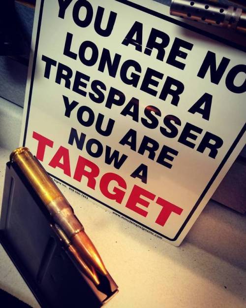 tactical-reviews:If you can read my sign, your well within my...