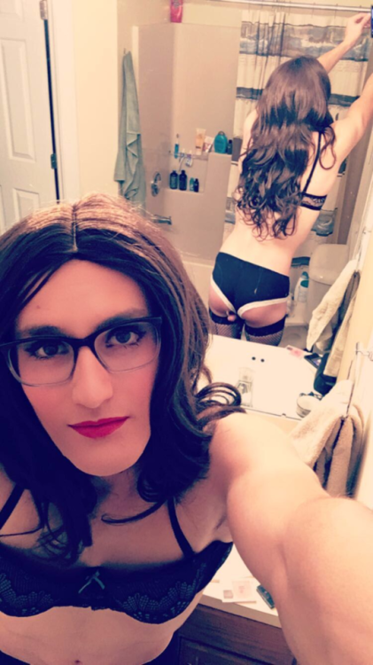 sissy-exposure-is-a-bliss - I’m Kenzie from Ohio, pleaseee spread...