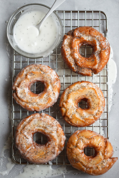 verticalfood - Lemon Poppy Seed Old Fashioned Donuts