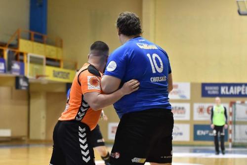 suruatgip - Gintaras Cibulskis, lithuanian handball player (1/3)...