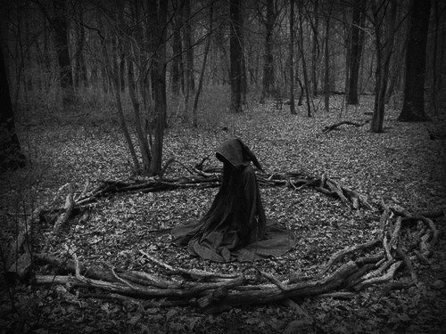 littlefucklucifer - Alone in the woods…