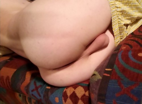 feminineboybutts - I need a face to sit on ~