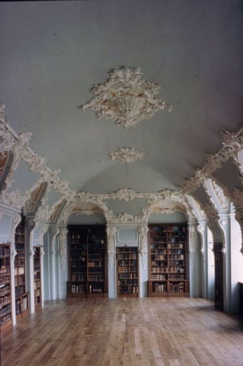 andantegrazioso - Library at Rolduc Abbey, Netherlands |...