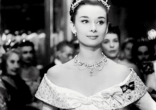 miss-vanilla - Audrey Hepburn in “Roman Holiday” (1953).