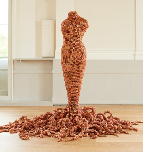 itscolossal:Garment-Like Sculptures by Susie MacMurray Explore...