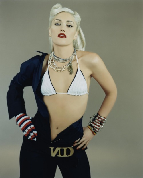 beautiful-celebs-daily - Gwen Stefani