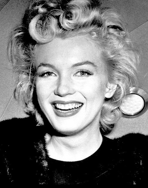 summers-in-hollywood - Marilyn Monroe, 1956