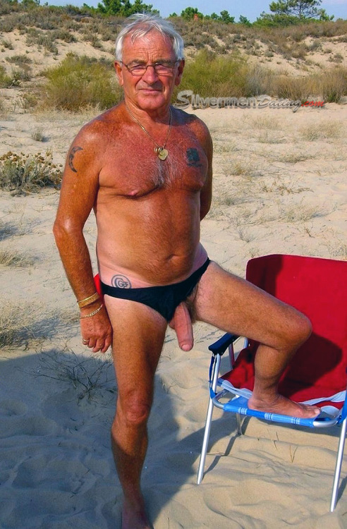 lovemyoldje - sexy-gay-men-over-60 - silvermenlove - Follower...