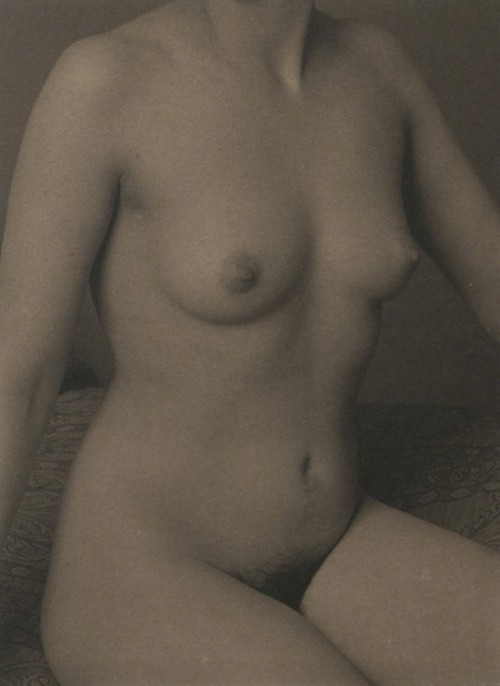 natural-beauty-art - Paul Outerbridge Jr. - Untitled (Nude), ca....