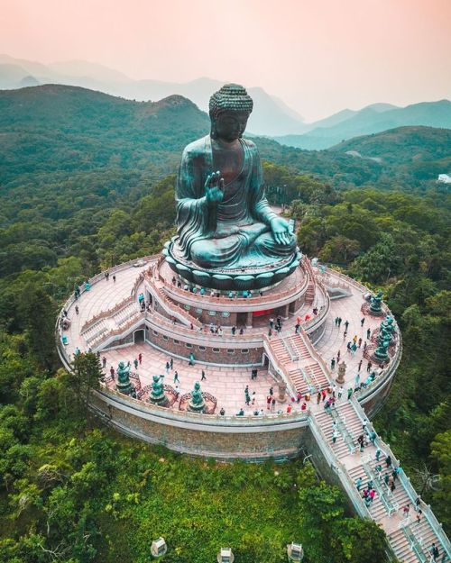 peoplecosmos - hinducosmos - Tian Tan Buddha, Lantau Island, Hong...