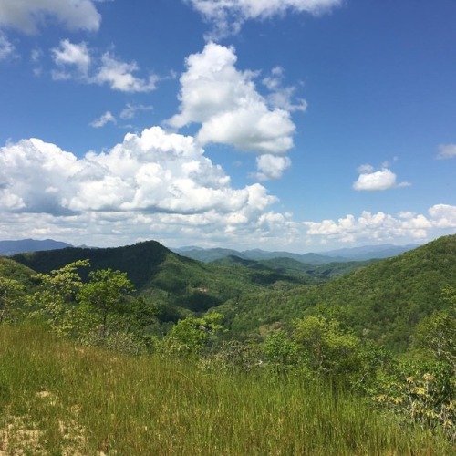Mountains #scenery #mountains #greatview #beautifulday #subshine...