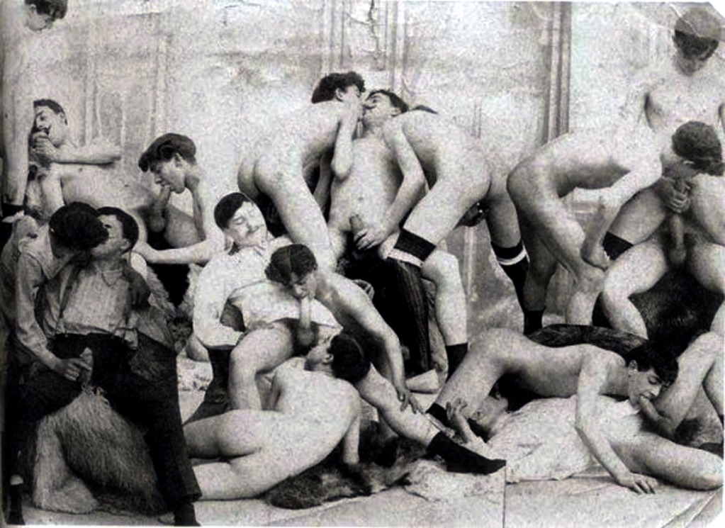 Ancient Porn Tumblr - I donÂ´t know much about this - presumably french - early 20th century.