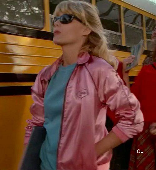 costumeloverz71:Stephanie Zinone’s (Michelle Pfeiffer) Pink...