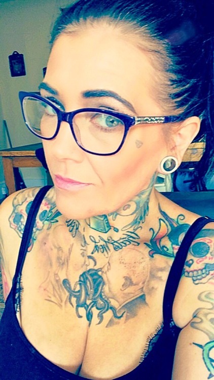 Why Do most guys have a thing for glasses ? #girlswithglasses...