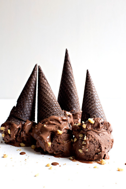 sweetoothgirl - Chocolate Brownie Ice Cream