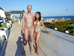 Nudisme in pure estate