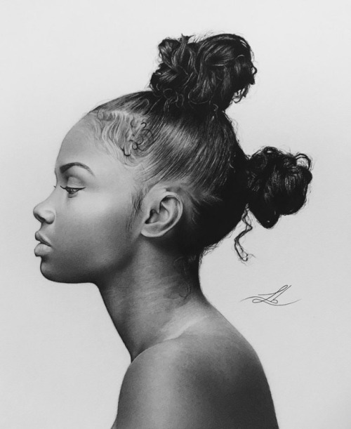 iiumultimedia - thechanelmuse - This is 18-year old artist Léa...