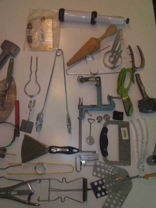 coolstuffifoundatgoodwill - “My mom’s mystery tool colection” -...
