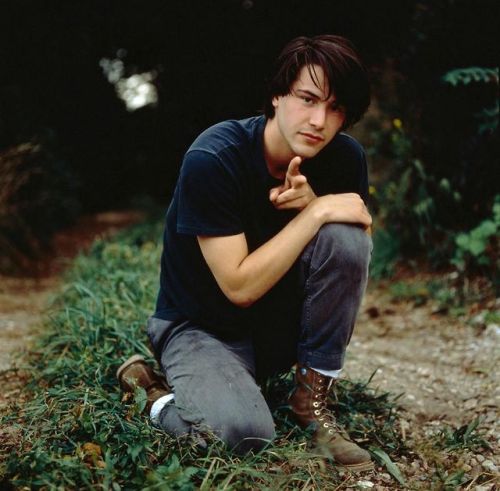 fiatfv - thesongremainsthesame - Keanu Reeves photographed...