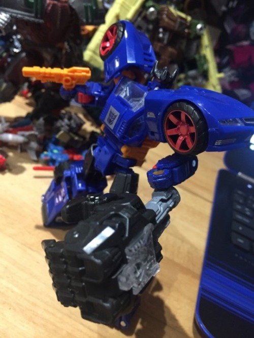 some nerd - why does punch/counterpunch have prime armour, it...